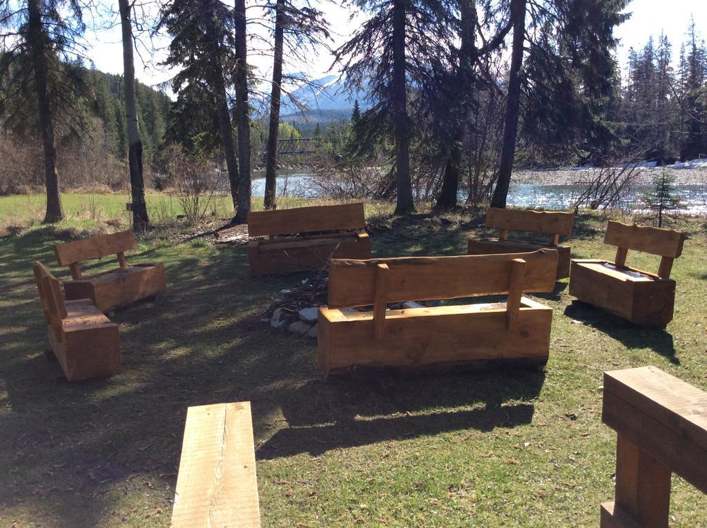Tete Jaune Lodge Екстер'єр фото